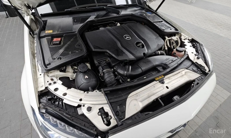 Mercedes-Benz C 220, снимка 6 - Автомобили и джипове - 53014298
