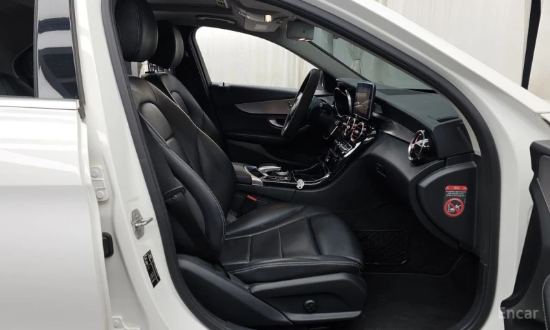 Mercedes-Benz C 220, снимка 11 - Автомобили и джипове - 53014298