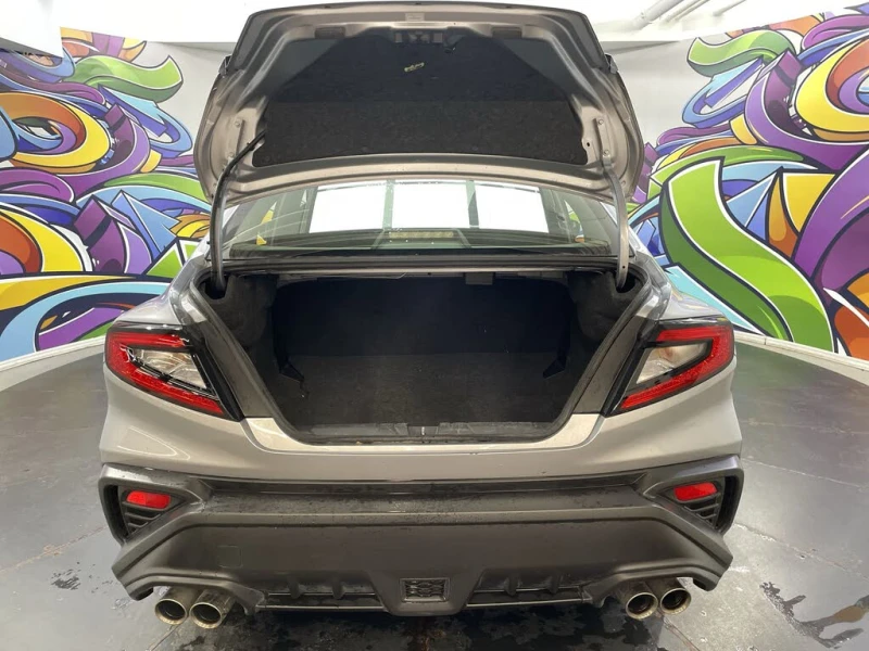 Subaru WRX CarFax* АвтоКредит* (ЦЕНА ДО БГ), снимка 16 - Автомобили и джипове - 53259541