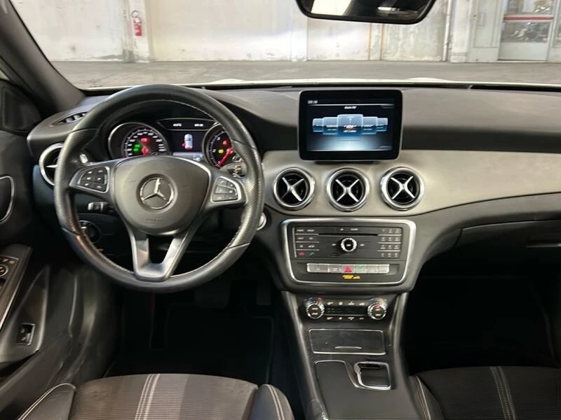 Mercedes-Benz GLA 180 * Facelift* 2018г.* СЕРВИЗНА ИСТОРИЯ* , снимка 6 - Автомобили и джипове - 53566464
