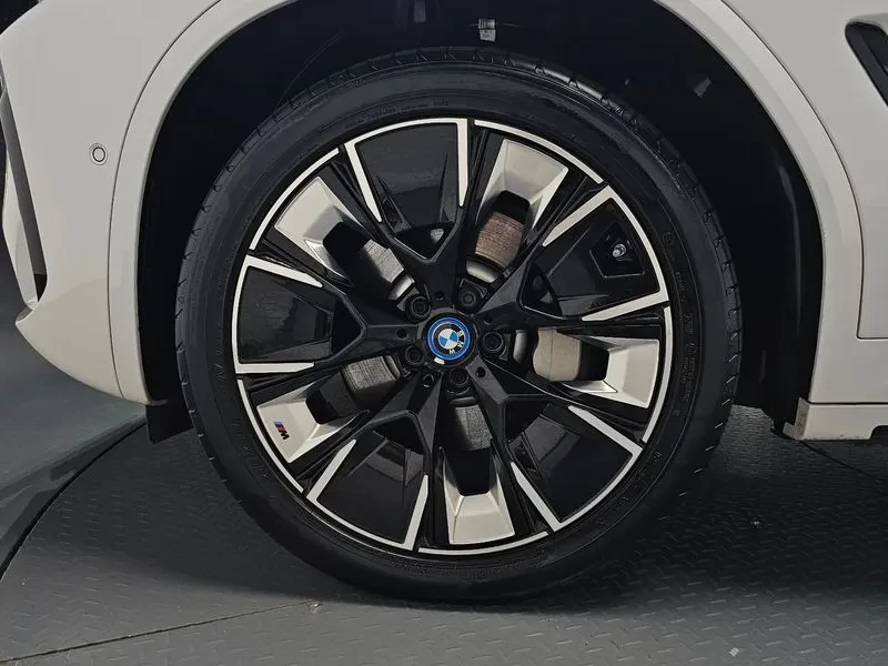 BMW iX3 M Sports - ���� 30% ����� | Mobile.bg � ����������� 4