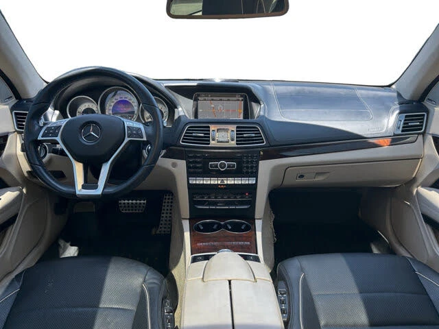 Mercedes-Benz E 500 AMG ПАКЕТ* 360 КАМЕРИ* ОБДУХ* КРАЙНА ЦЕНА* , снимка 11 - Автомобили и джипове - 56677854