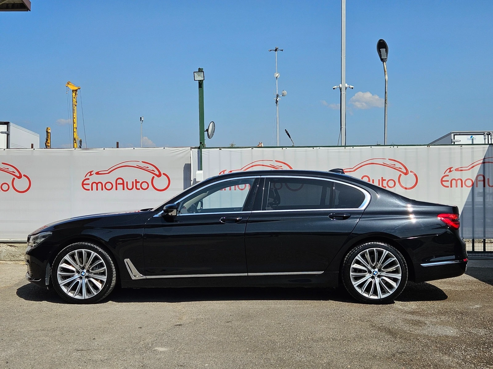 BMW 740 LD/xDrive/FULL Екстри/HEAD UP/h-kardon/360 КАМЕРА - изображение 5