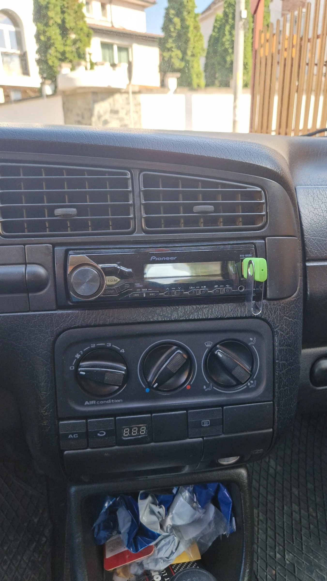 VW Golf Variant TDI Syncro - изображение 8