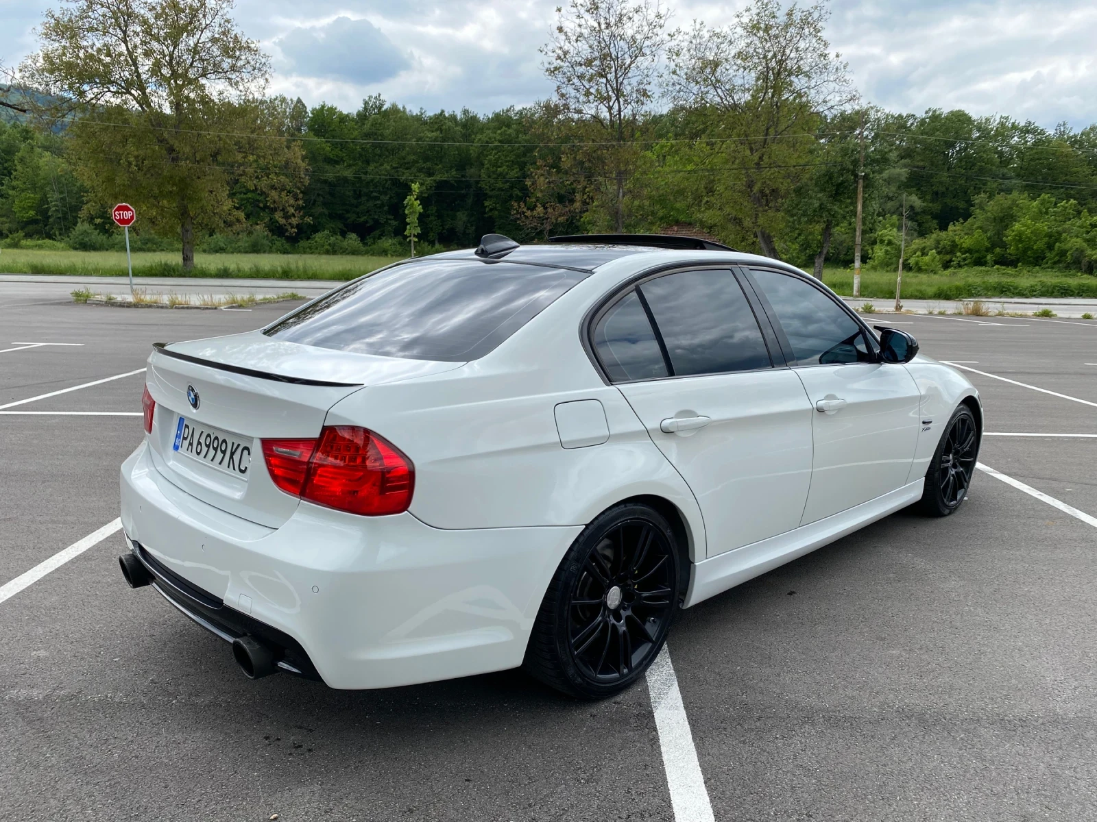 BMW 335  - изображение 6