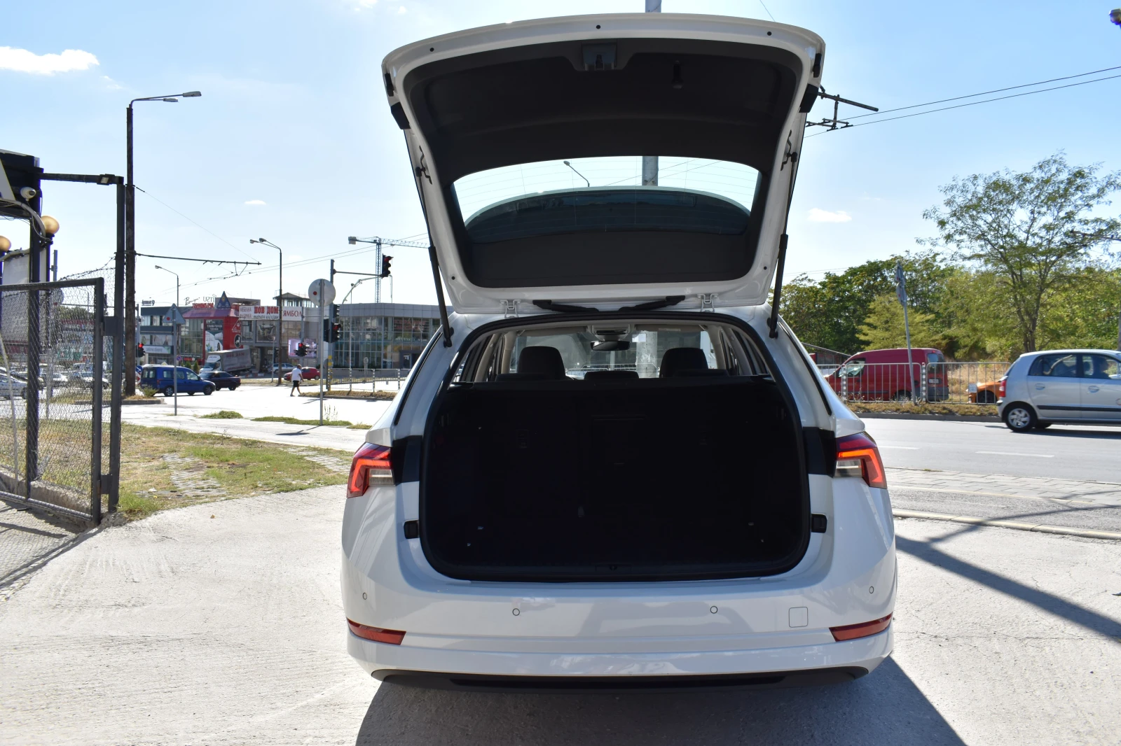 Skoda Octavia 2.0TDI* 4x4* DIGITAL - изображение 7