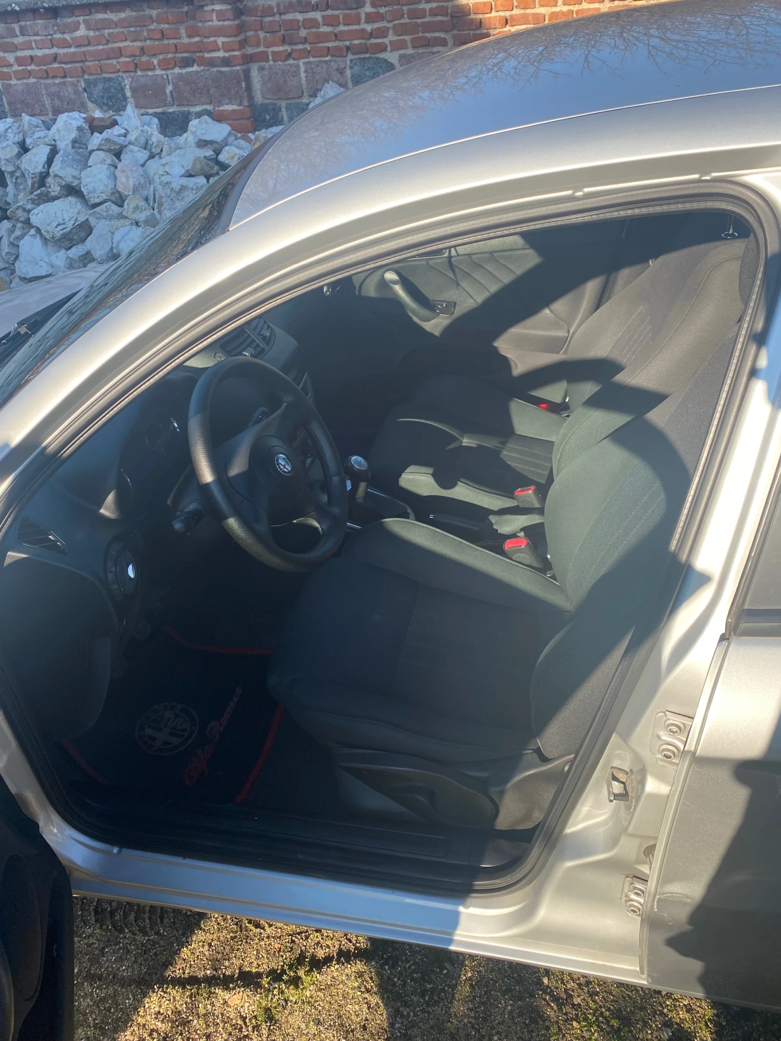 Alfa Romeo 147 1.6 16V twin spark Нова Газова уредба - изображение 9