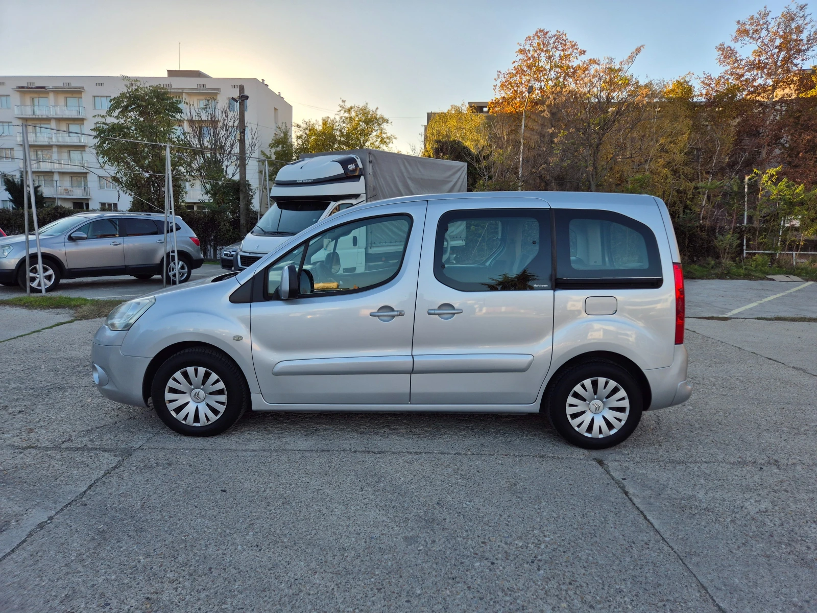 Citroen Berlingo 1.6 HDI-Италия - изображение 2