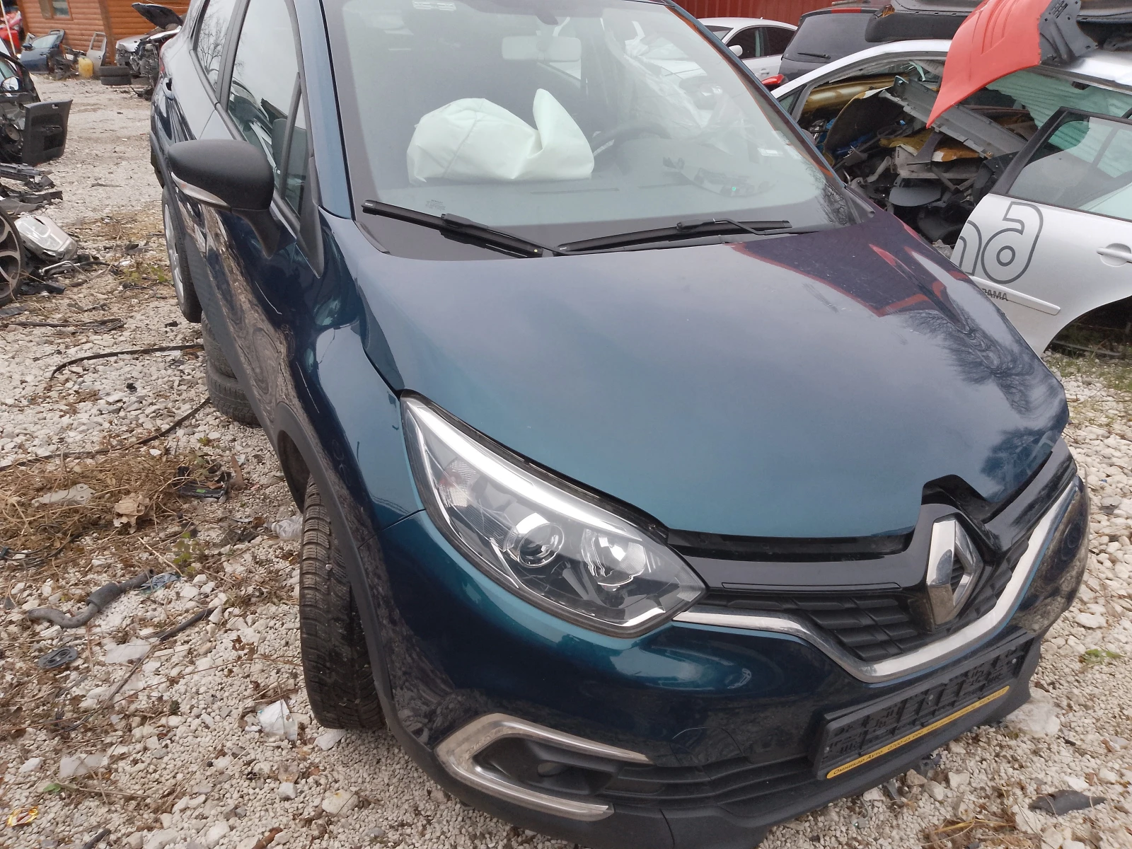 Renault Captur 0.9i - изображение 3