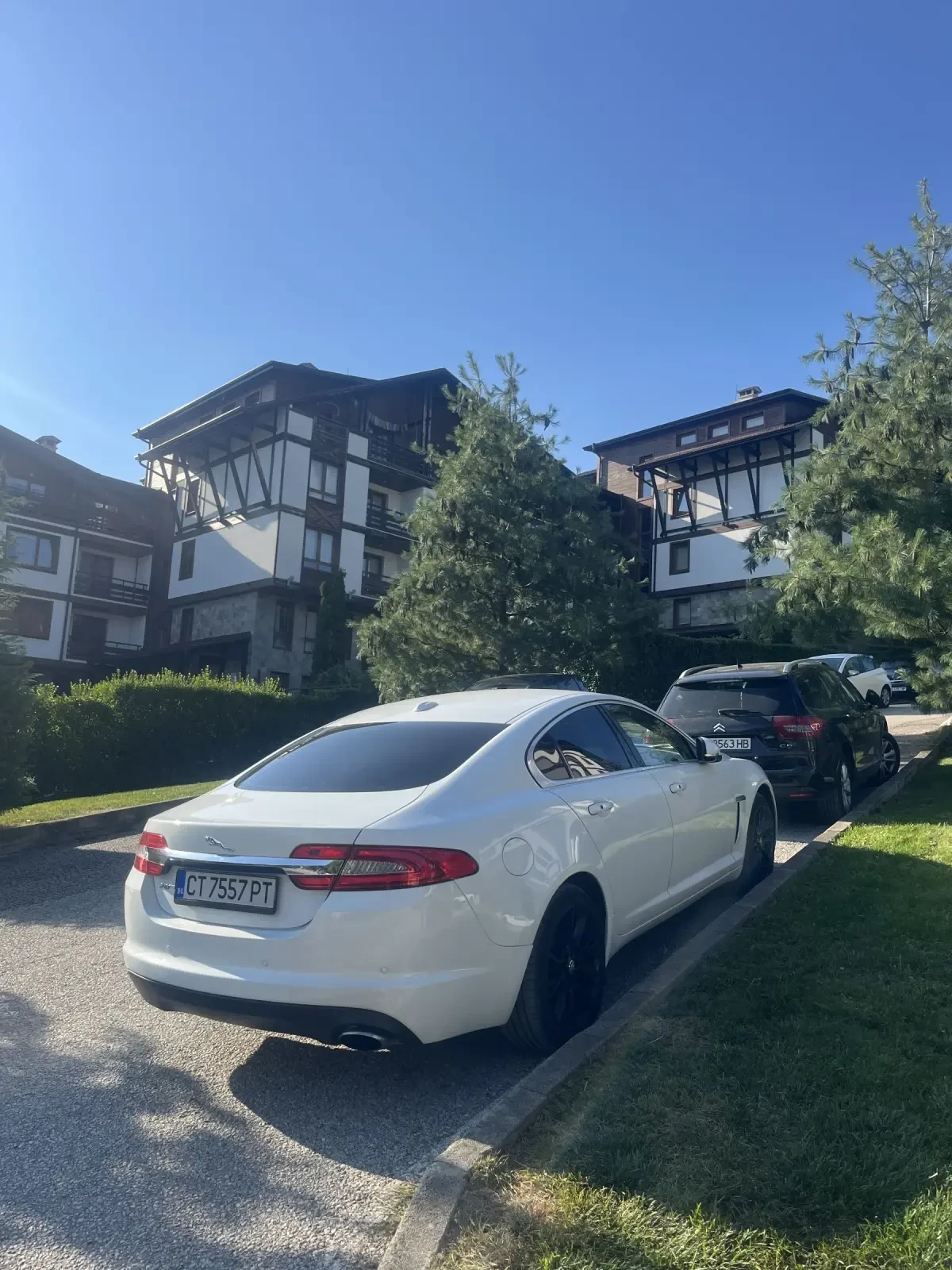 Jaguar Xf 2.2D - изображение 7