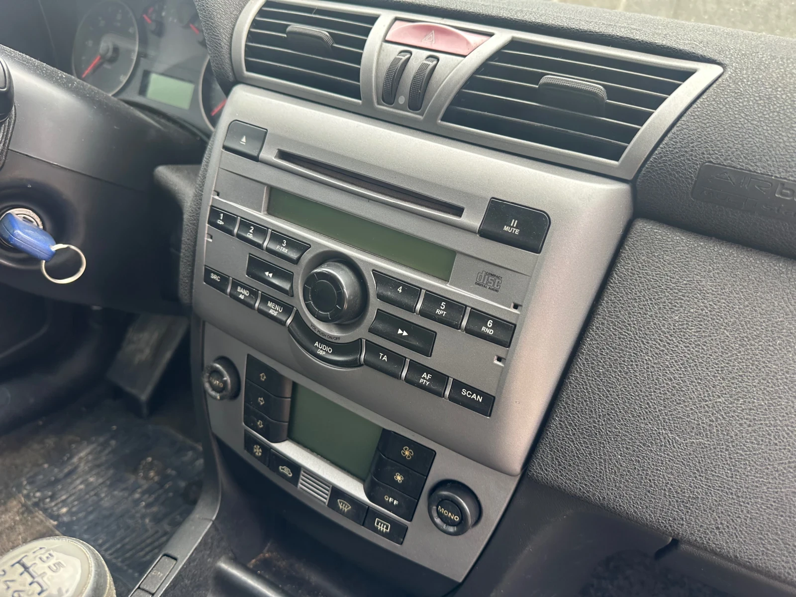 Fiat Stilo 1.9JTD, снимка 9 - Автомобили и джипове - 54236414