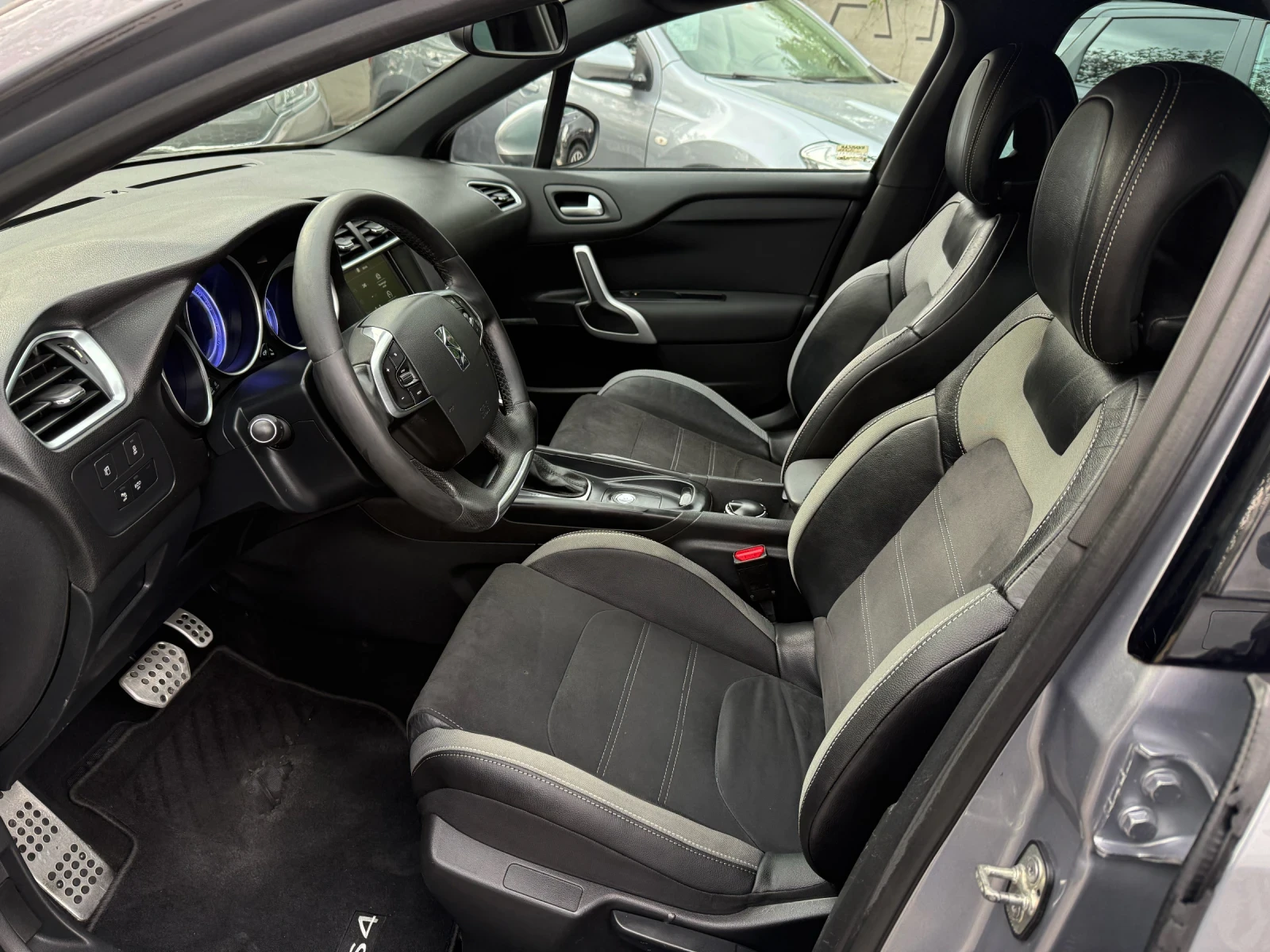 Citroen DS4 2.0HDI Sport Shic  181k.c.  АВТОМАТИК!  ТОП!, снимка 8 - Автомобили и джипове - 54451259