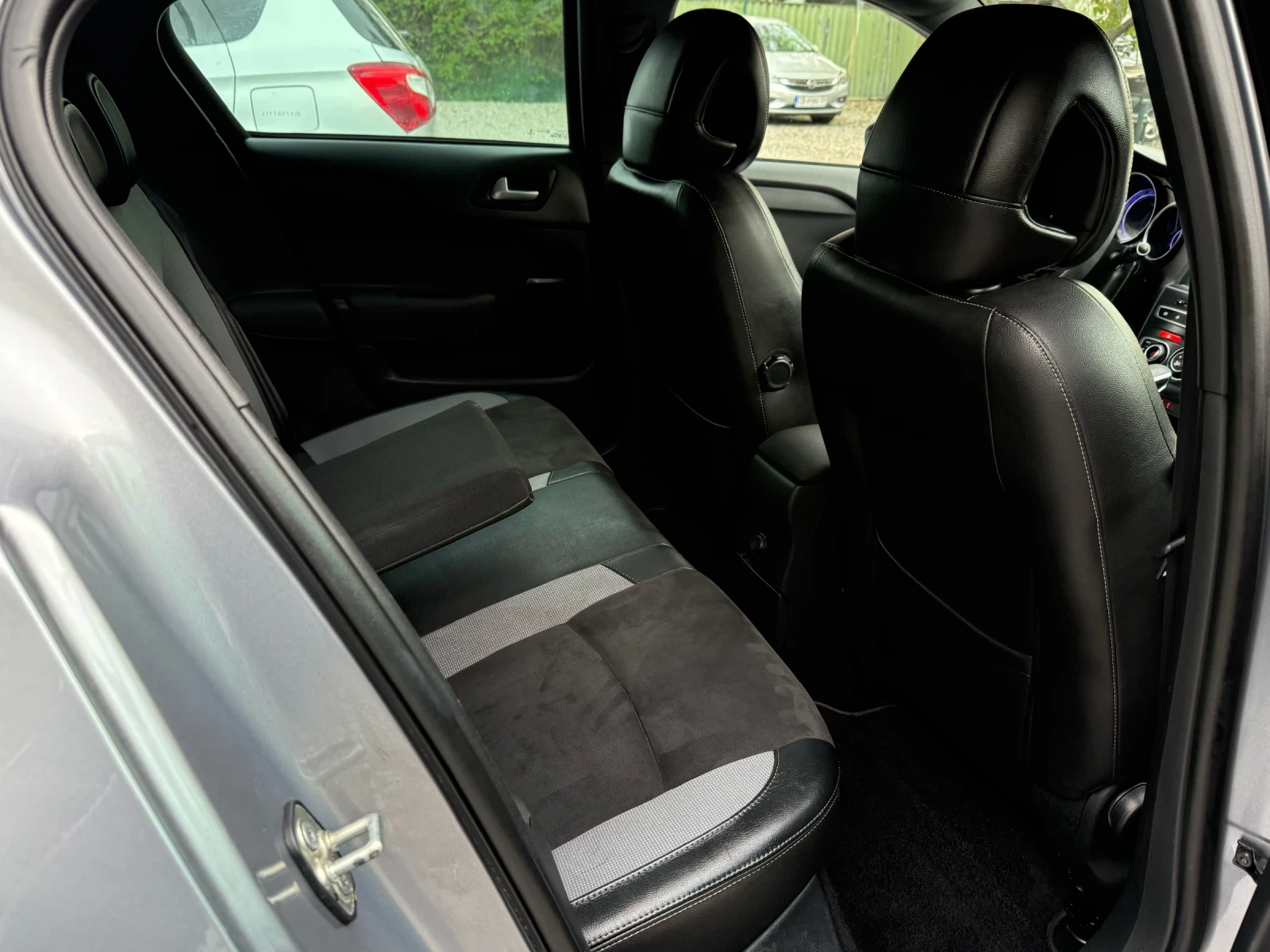 Citroen DS4 2.0HDI Sport Shic  181k.c.  АВТОМАТИК!  ТОП!, снимка 10 - Автомобили и джипове - 54451259