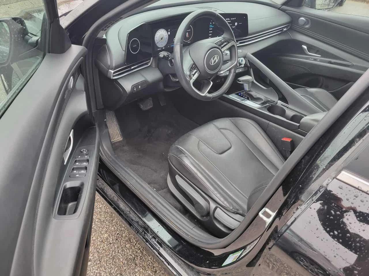 Hyundai Elantra * Luxury * CARFAX * БЕЗ ПЪРВОНАЧАЛНА ВНОСКА, снимка 5 - Автомобили и джипове - 54776603