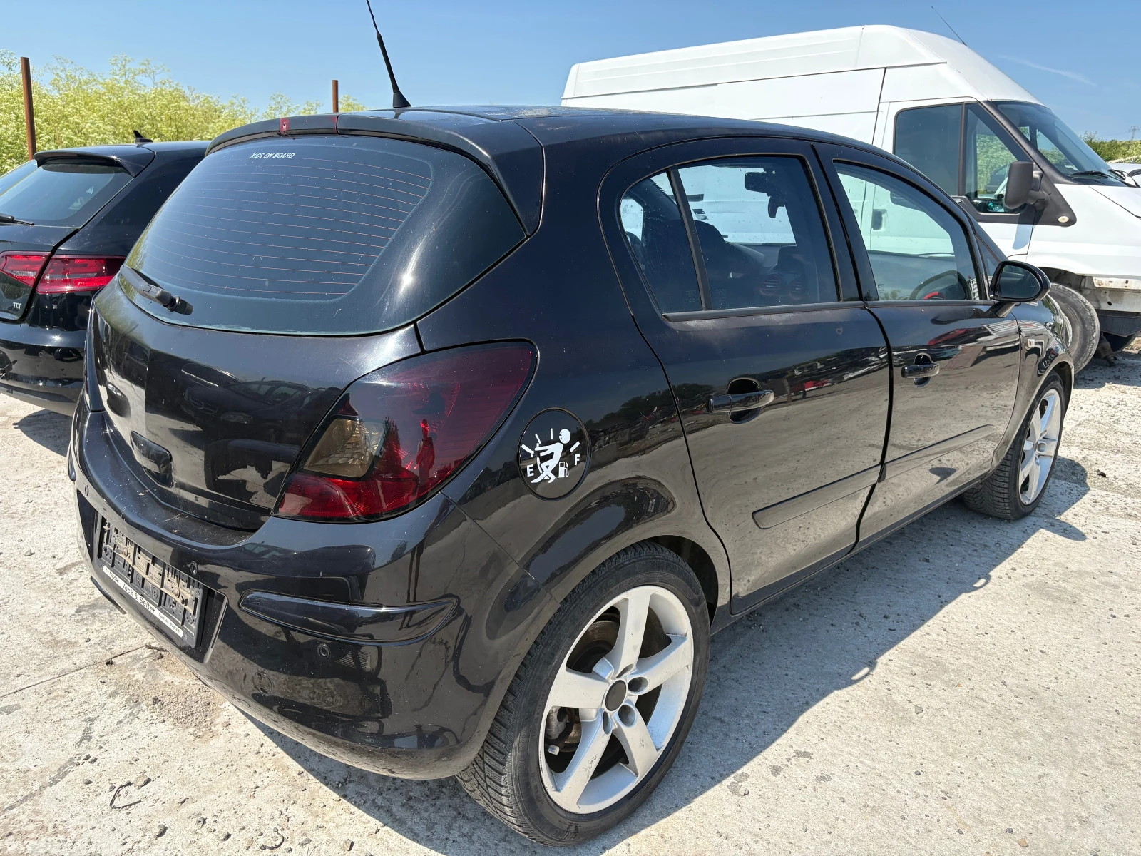 Opel Corsa 1.7, снимка 4 - Автомобили и джипове - 54801936