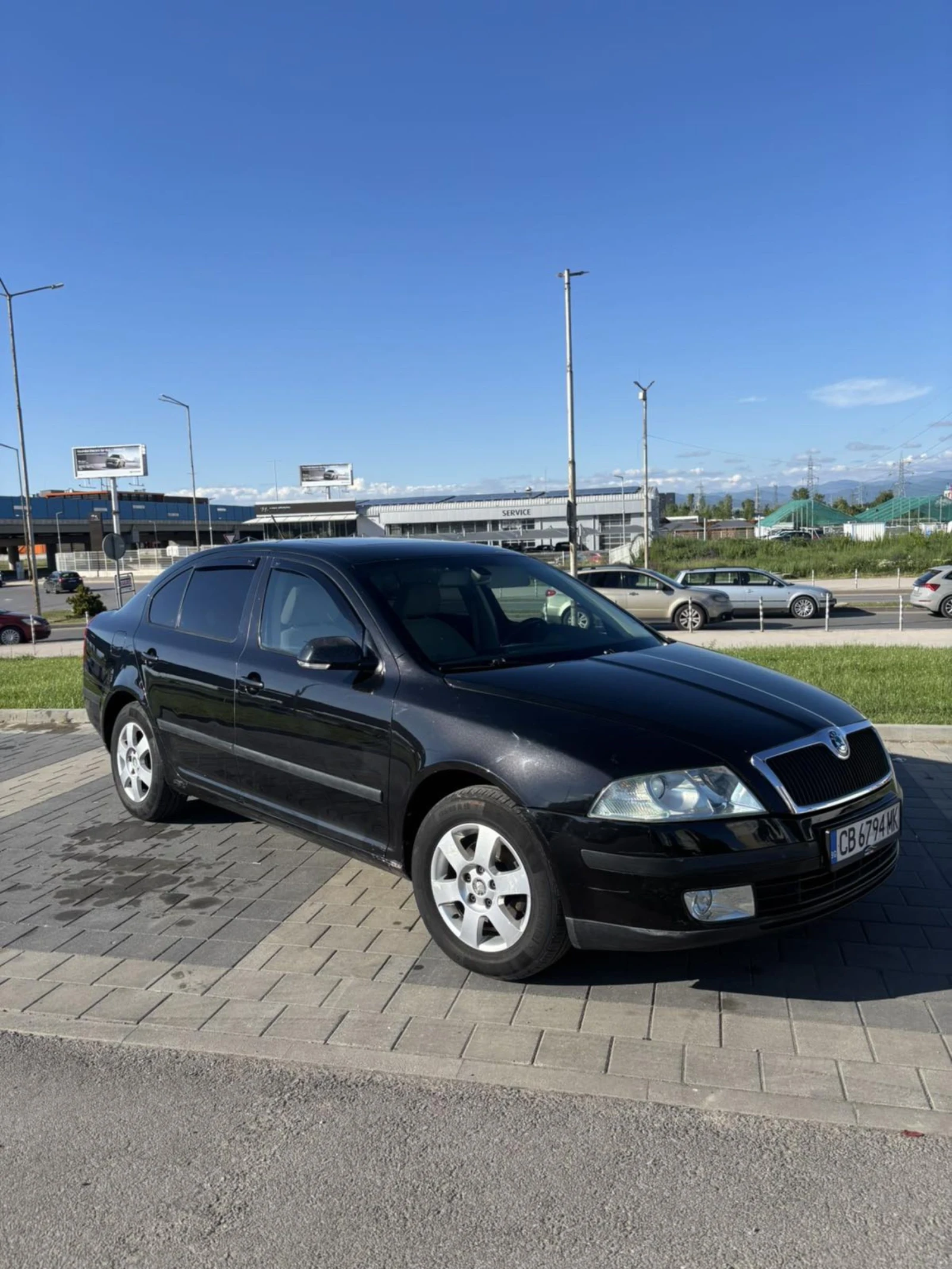Skoda Octavia 1.6, снимка 2 - Автомобили и джипове - 55026617
