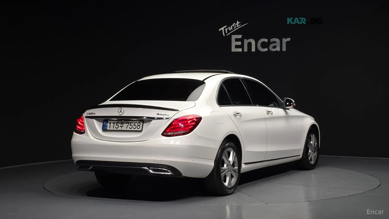 Mercedes-Benz C 220 4MATIC* КОЖА* НАВИ* ПАНО* КАМЕРА, снимка 2 - Автомобили и джипове - 55303945