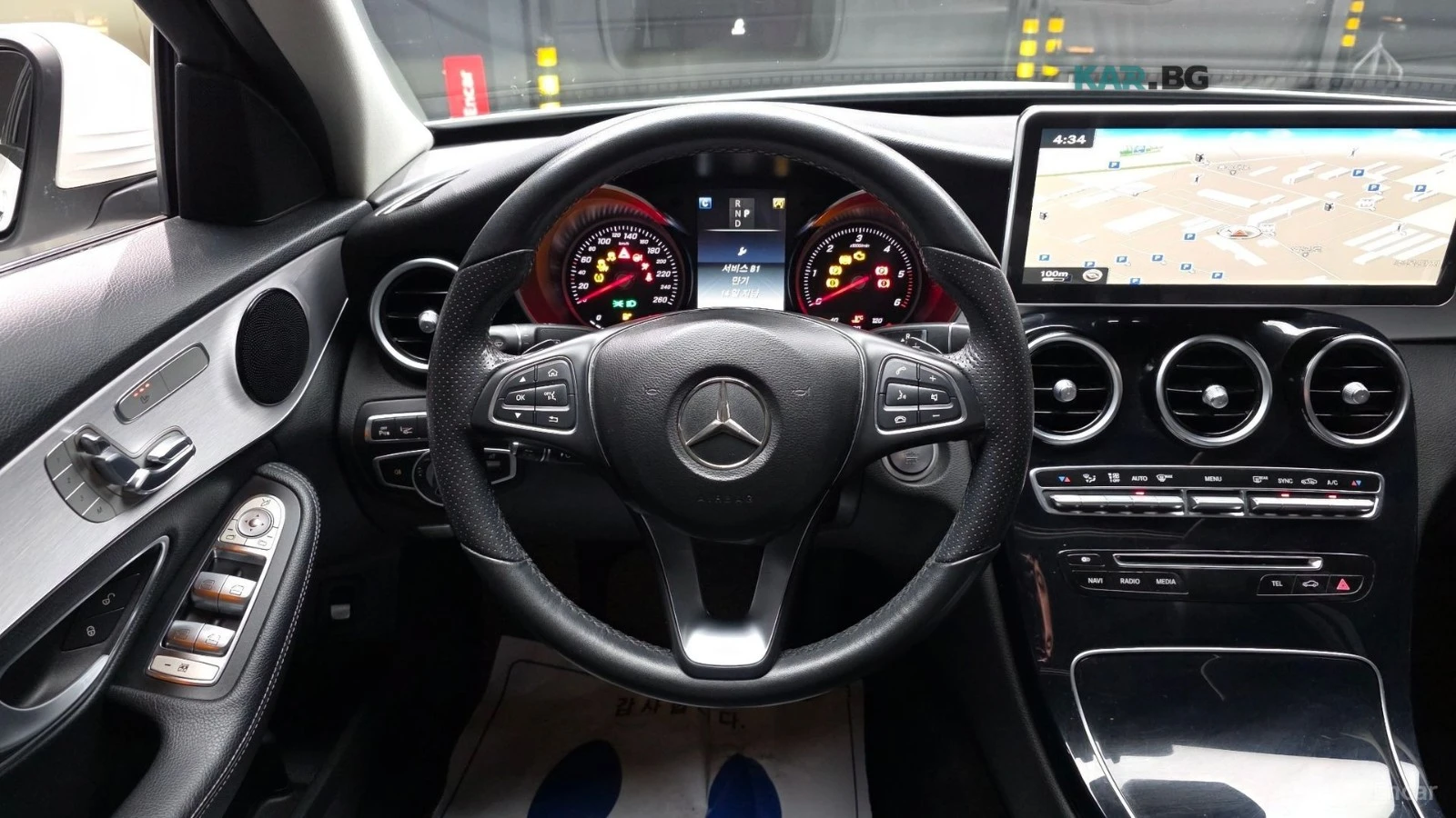 Mercedes-Benz C 220 4MATIC* КОЖА* НАВИ* ПАНО* КАМЕРА, снимка 11 - Автомобили и джипове - 55303945