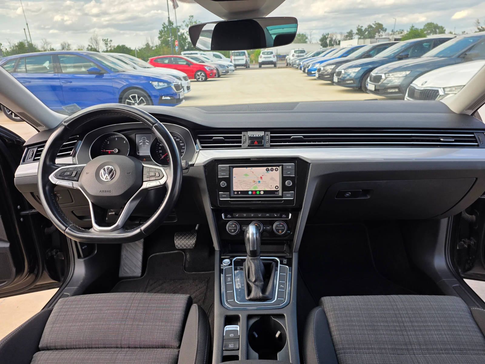 VW Passat 2.0 TDI А/Т-150кс, снимка 15 - Автомобили и джипове - 55396639