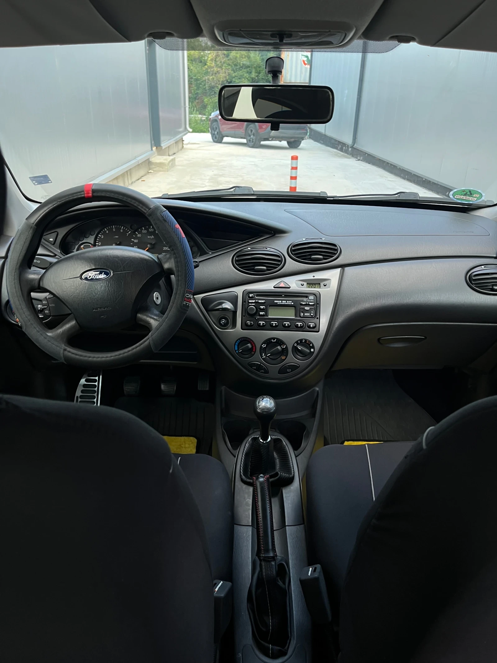 Ford Focus 1.6 Zetec бензин 16V (101к.с), снимка 4 - Автомобили и джипове - 55434801