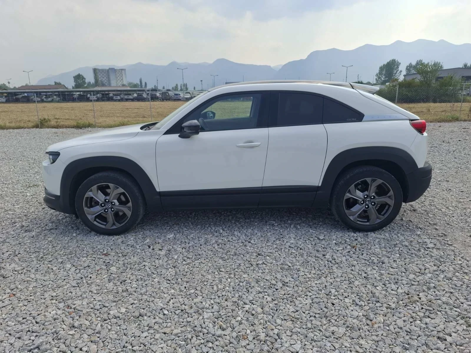 Mazda MX-30 E -SKYACTIV NAVI 360 BOSSE, снимка 3 - Автомобили и джипове - 55706971