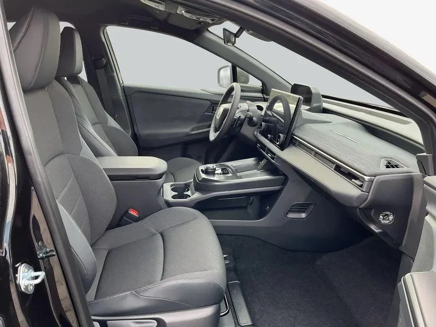 Toyota C-HR  Teamplayer Navi Kamera Matrix-LED  | Mobile.bg � ����������� 13