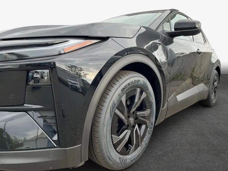 Toyota C-HR  Teamplayer Navi Kamera Matrix-LED  | Mobile.bg � ����������� 2