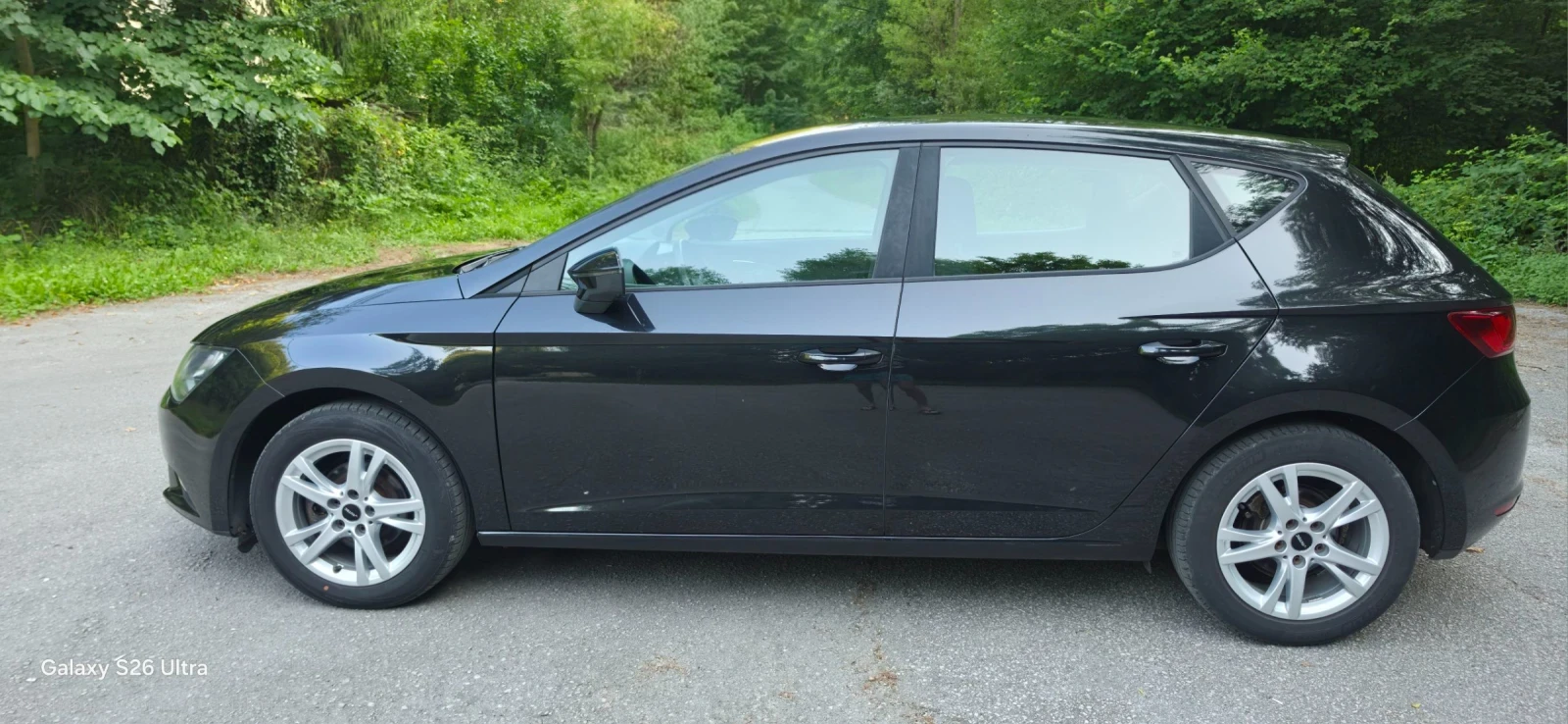 Seat Leon 1.6tdi, снимка 8 - Автомобили и джипове - 56508038