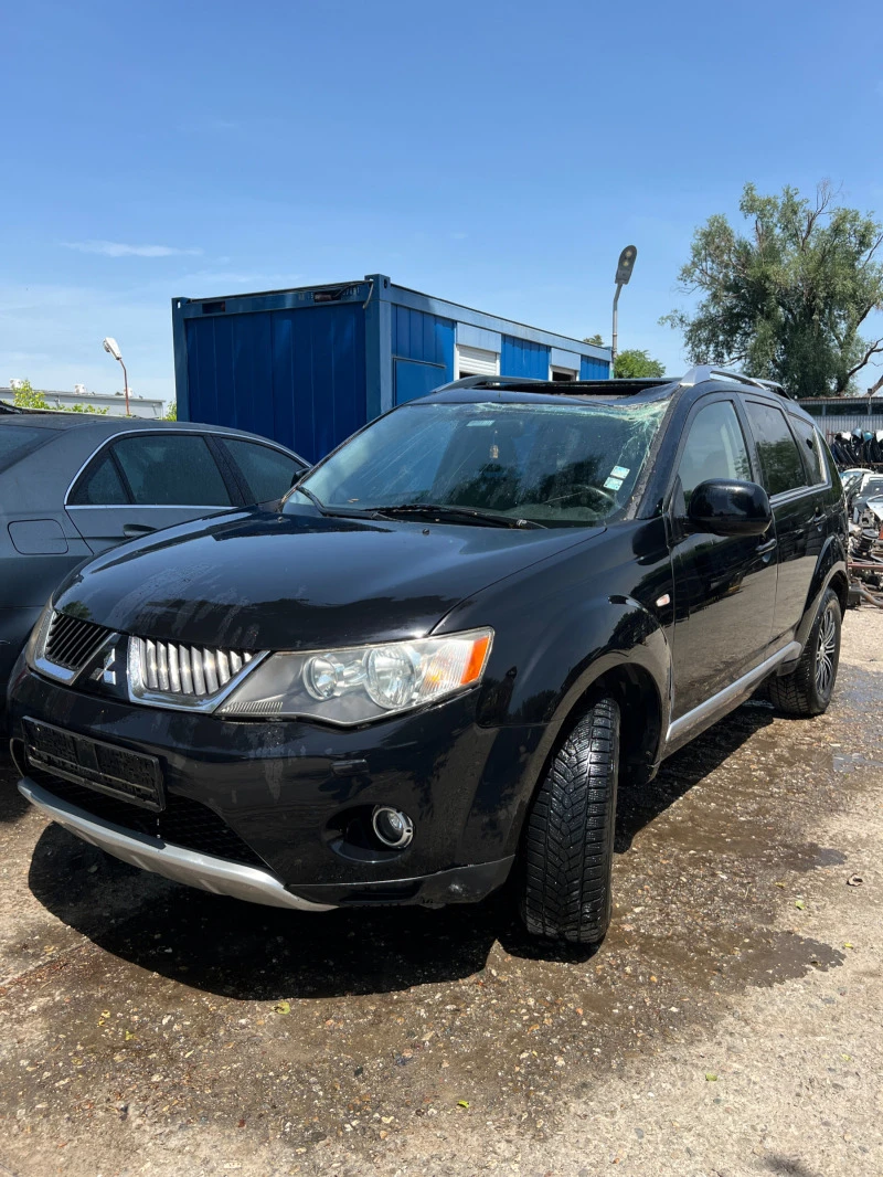 Mitsubishi Outlander 2.2 DI-D, снимка 4 - Автомобили и джипове - 46245023