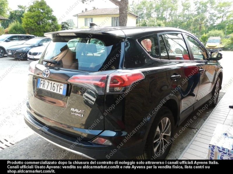 Toyota Rav4 Хибрид, снимка 11 - Автомобили и джипове - 47754475