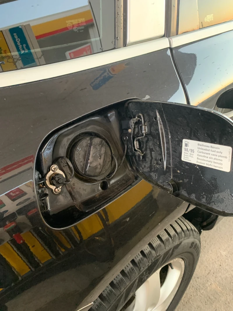 Porsche Cayenne, снимка 10 - Автомобили и джипове - 52085045