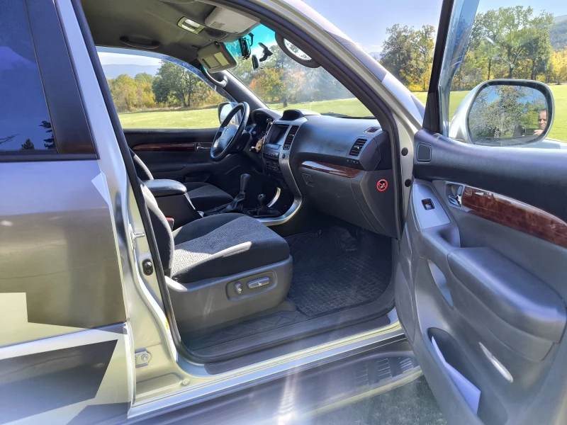 Toyota Land cruiser, снимка 7 - Автомобили и джипове - 52120803