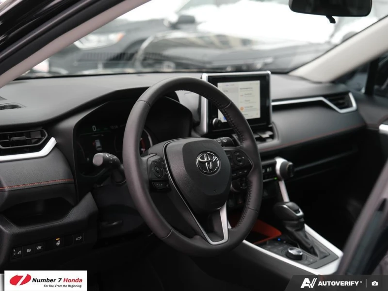 Toyota Rav4 * Trail * CARFAX * ЦЕНА ДО БЪЛГАРИЯ, снимка 13 - Автомобили и джипове - 52969165