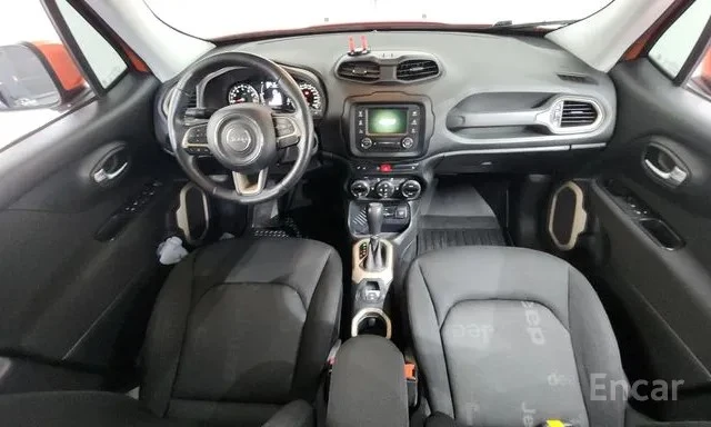 Jeep Renegade, снимка 3 - Автомобили и джипове - 55047733