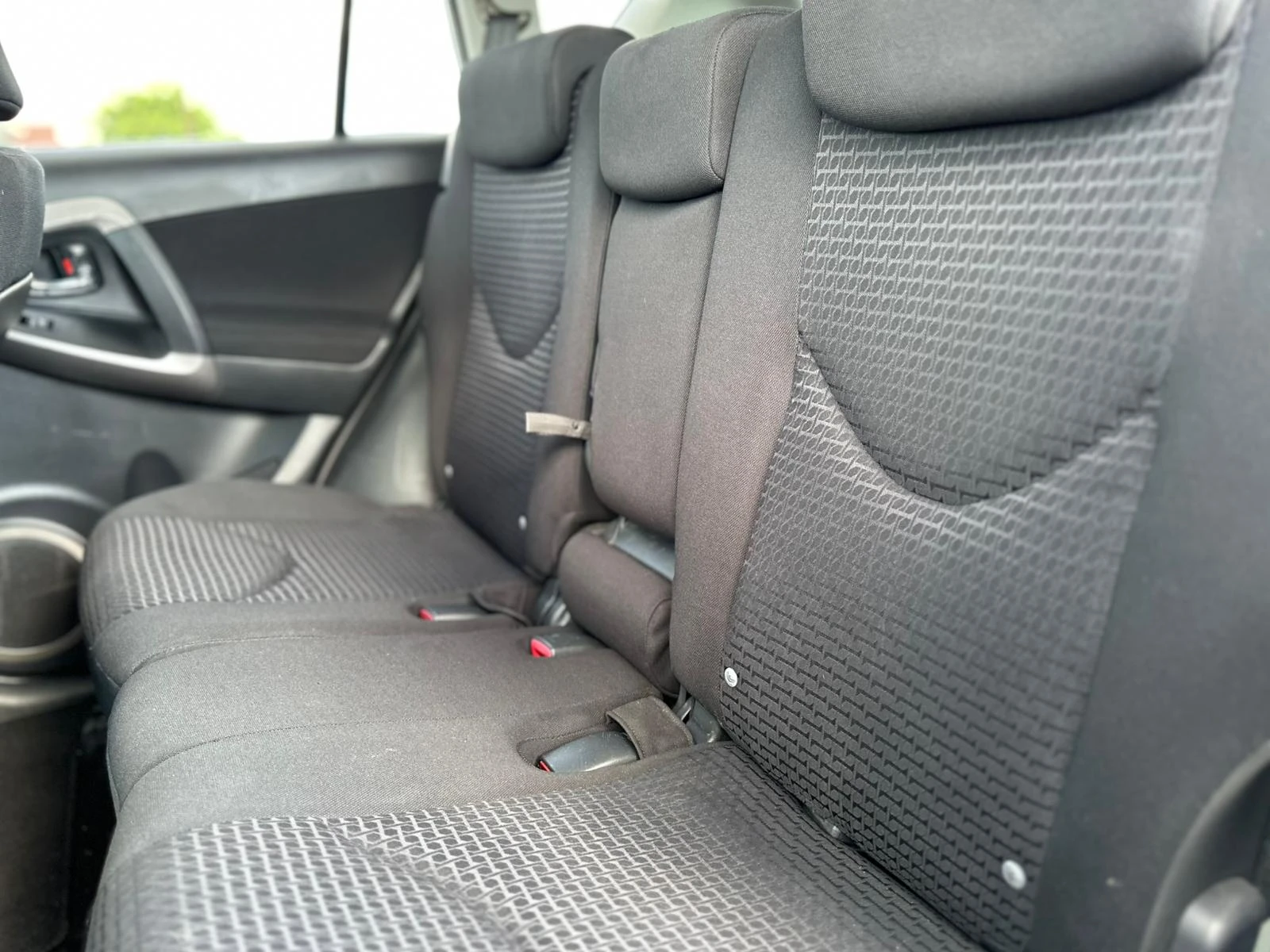 Toyota Rav4 / 2.2D / D-4D / 136 HP / 4X4 / TOP / - изображение 10
