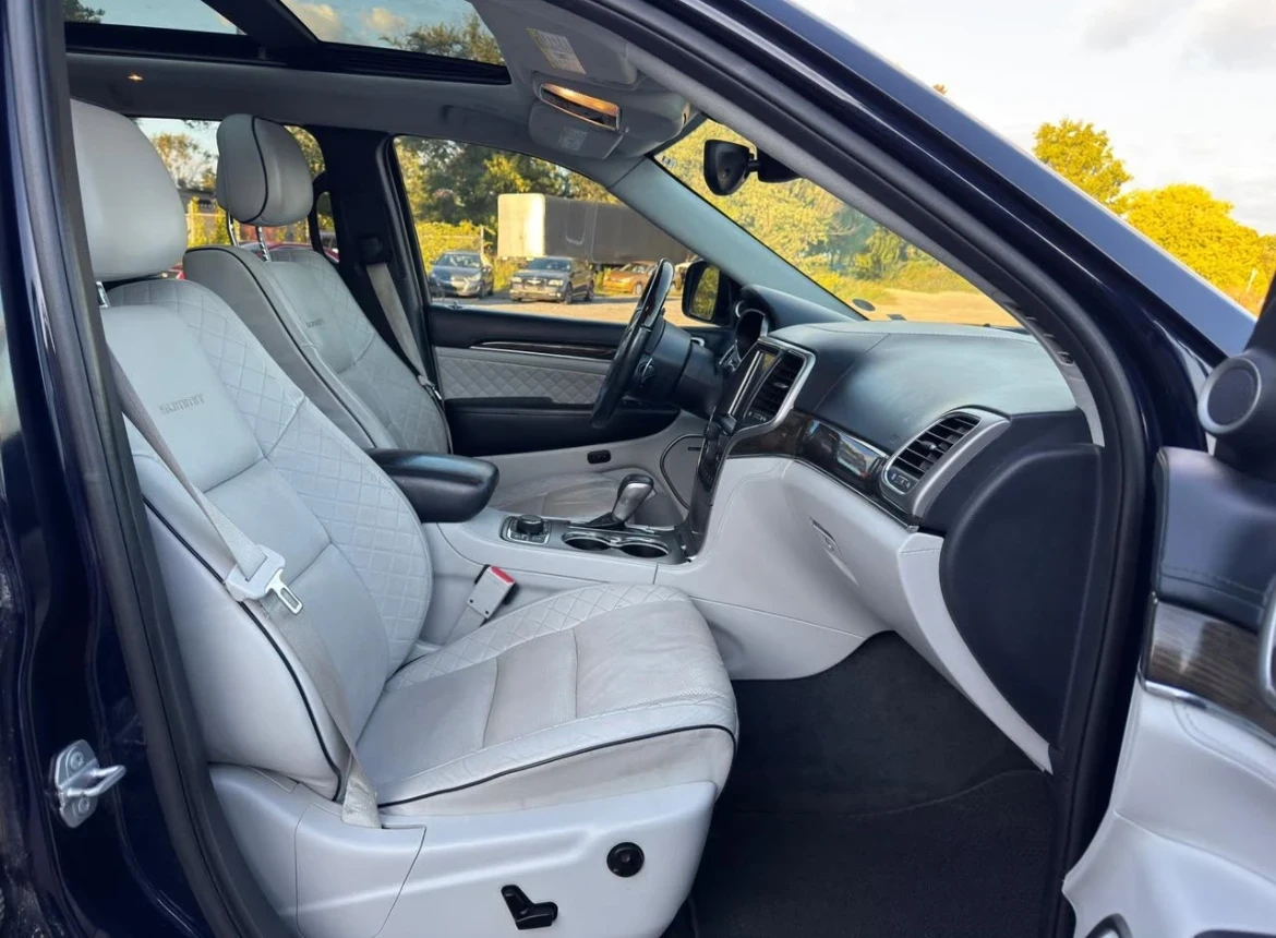 Jeep Grand cherokee SUMMIT * * HEMI * * CARFAX * * АВТО КРЕДИТ - изображение 7