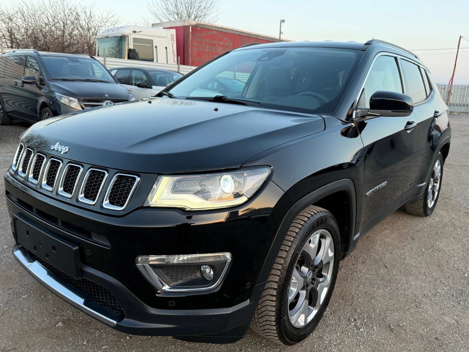 Jeep Compass 1.6M-jet 146x.km Сервизна история 