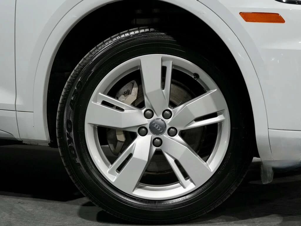 Audi Q7 TECHNIK* B&O* 360 КАМЕРИ* ПАНО* ДИГИТАЛНО* ТАБЛО, снимка 5 - Автомобили и джипове - 54123410