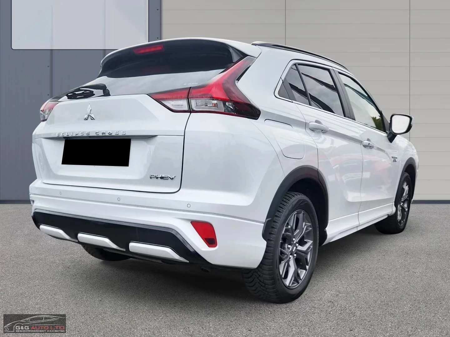 Mitsubishi Eclipse Cross 2.4PHEV/188HP/TOP/4WD/360/HUD/PANO/ACC/485z, снимка 3 - Автомобили и джипове - 54914565
