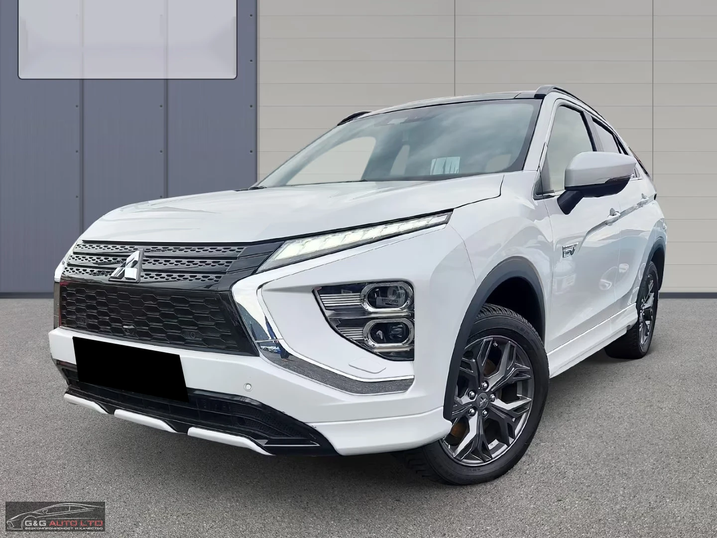Mitsubishi Eclipse Cross 2.4PHEV/188HP/TOP/4WD/360/HUD/PANO/ACC/485z