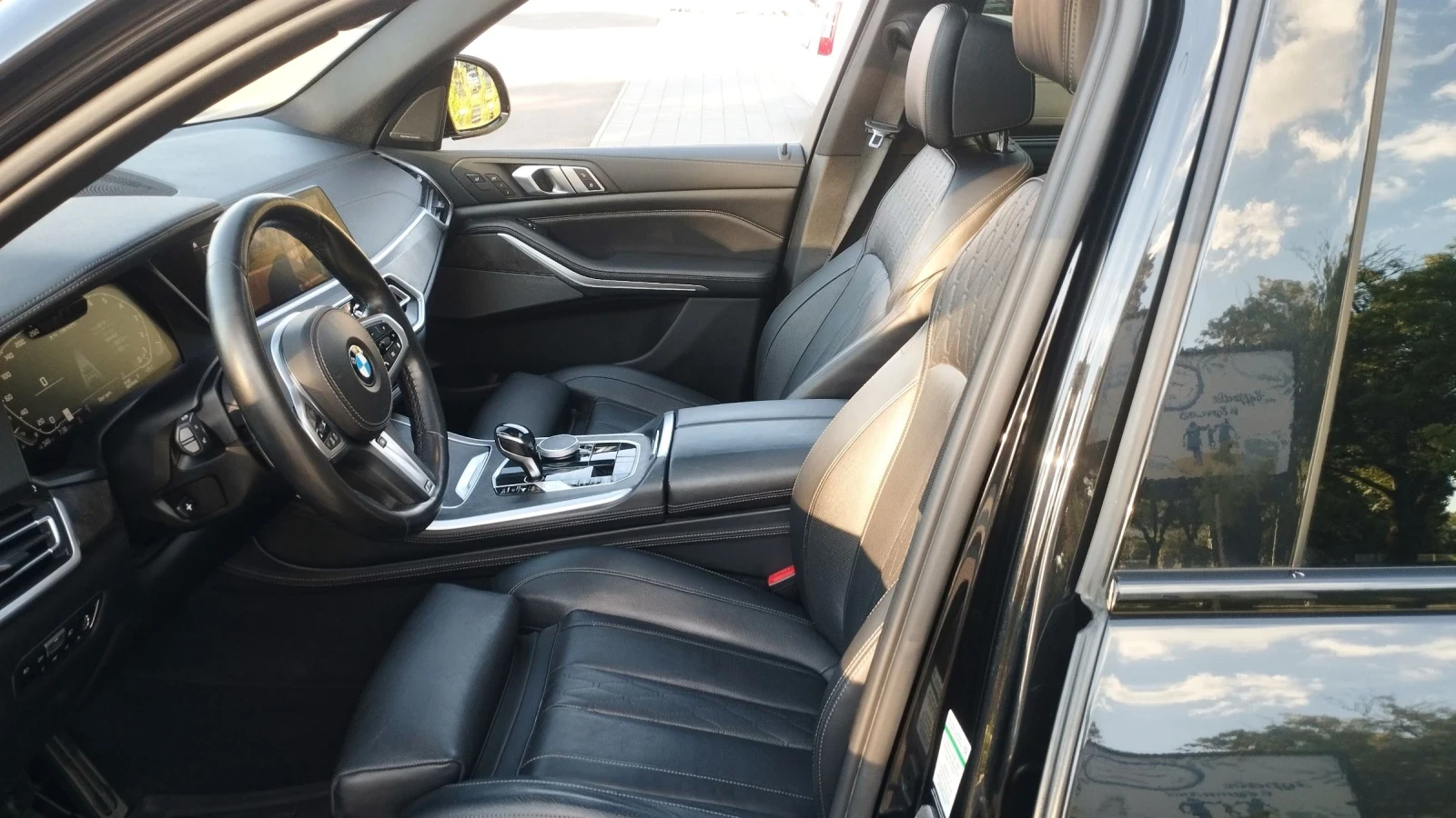 BMW X5 M50i_Massage_ Laser_Head-Up_360 _Soft Close, снимка 15 - Автомобили и джипове - 54994634