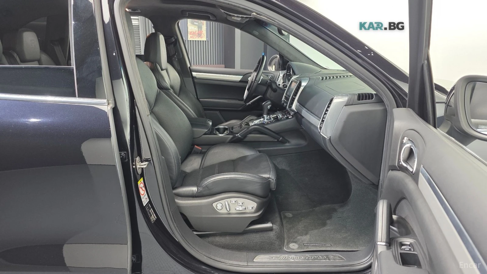 Porsche Cayenne 4.8* BOSE* КОЖА* ПОДГРЕВ* ПАНОРАМА, снимка 11 - Автомобили и джипове - 54996744
