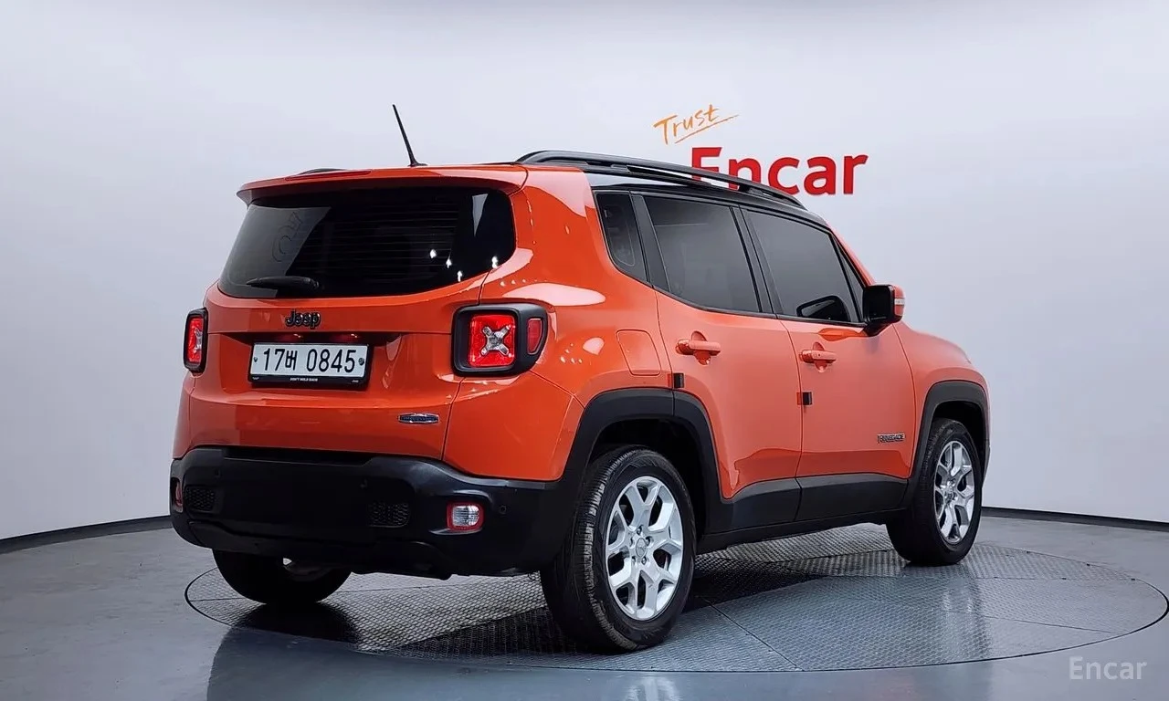Jeep Renegade, снимка 2 - Автомобили и джипове - 55047733