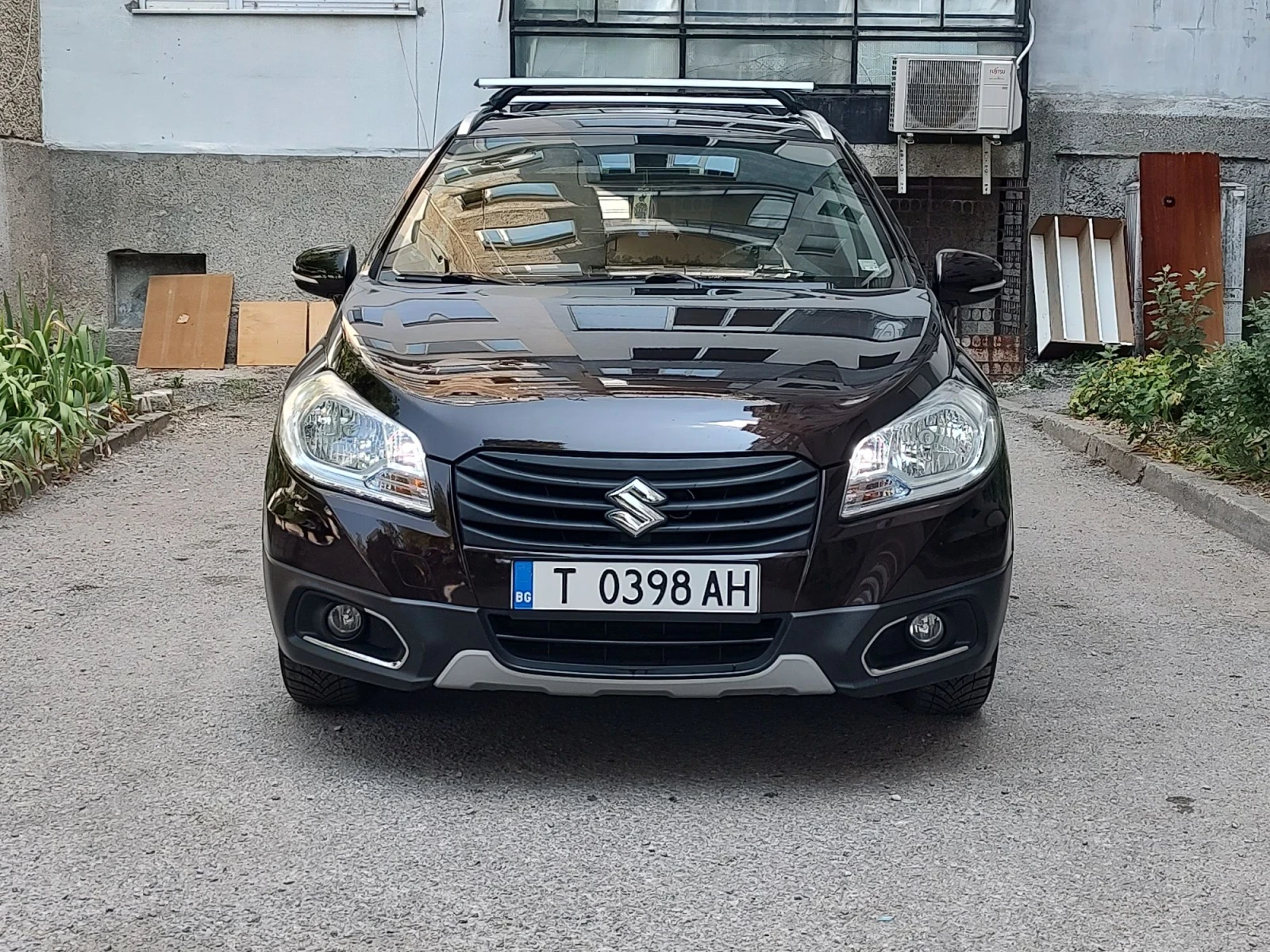 Suzuki SX4 S-Cross 1.6  4x4 Automatic Поддържан, снимка 2 - Автомобили и джипове - 55705860