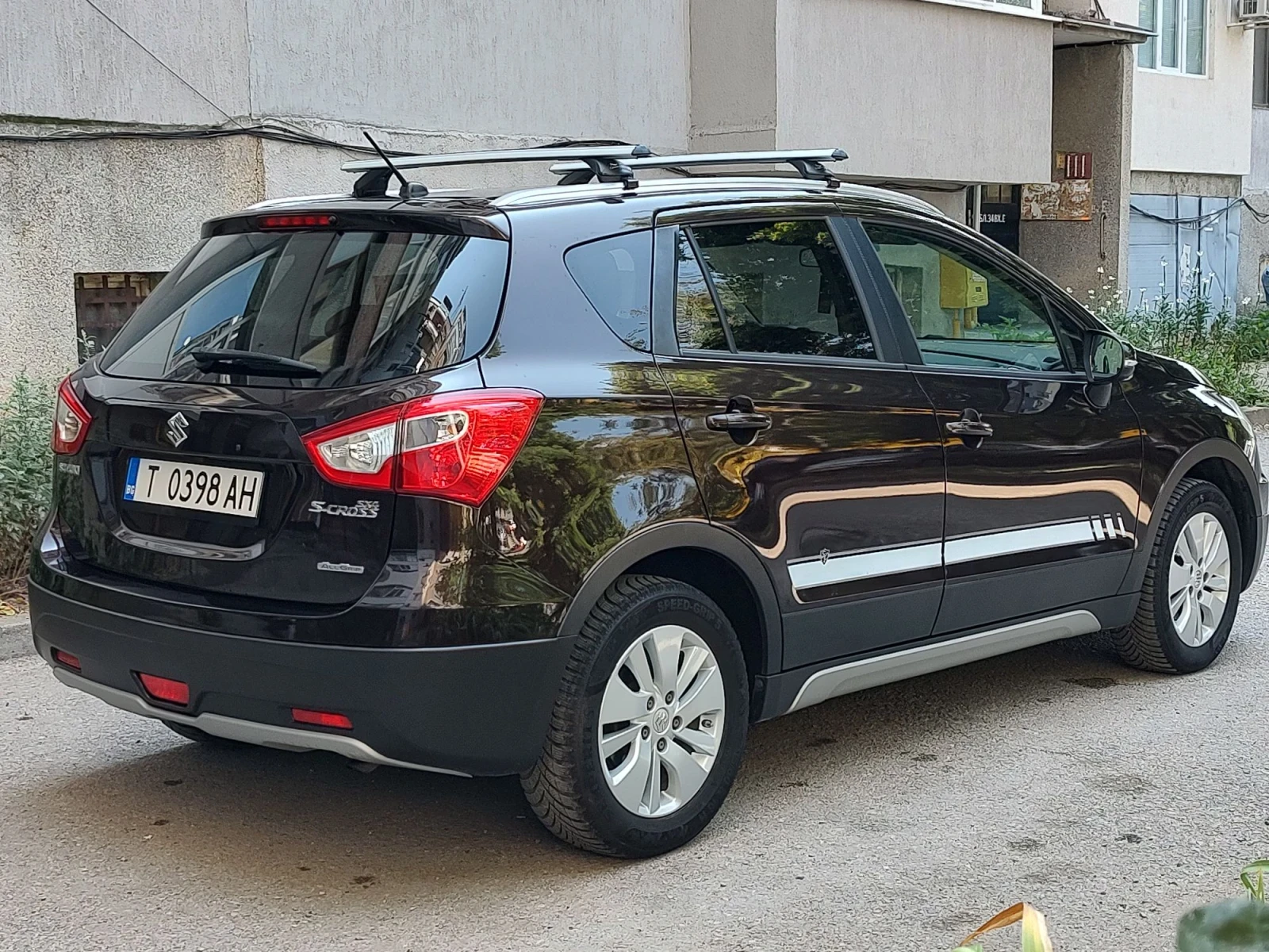 Suzuki SX4 S-Cross 1.6  4x4 Automatic Поддържан, снимка 7 - Автомобили и джипове - 55705860