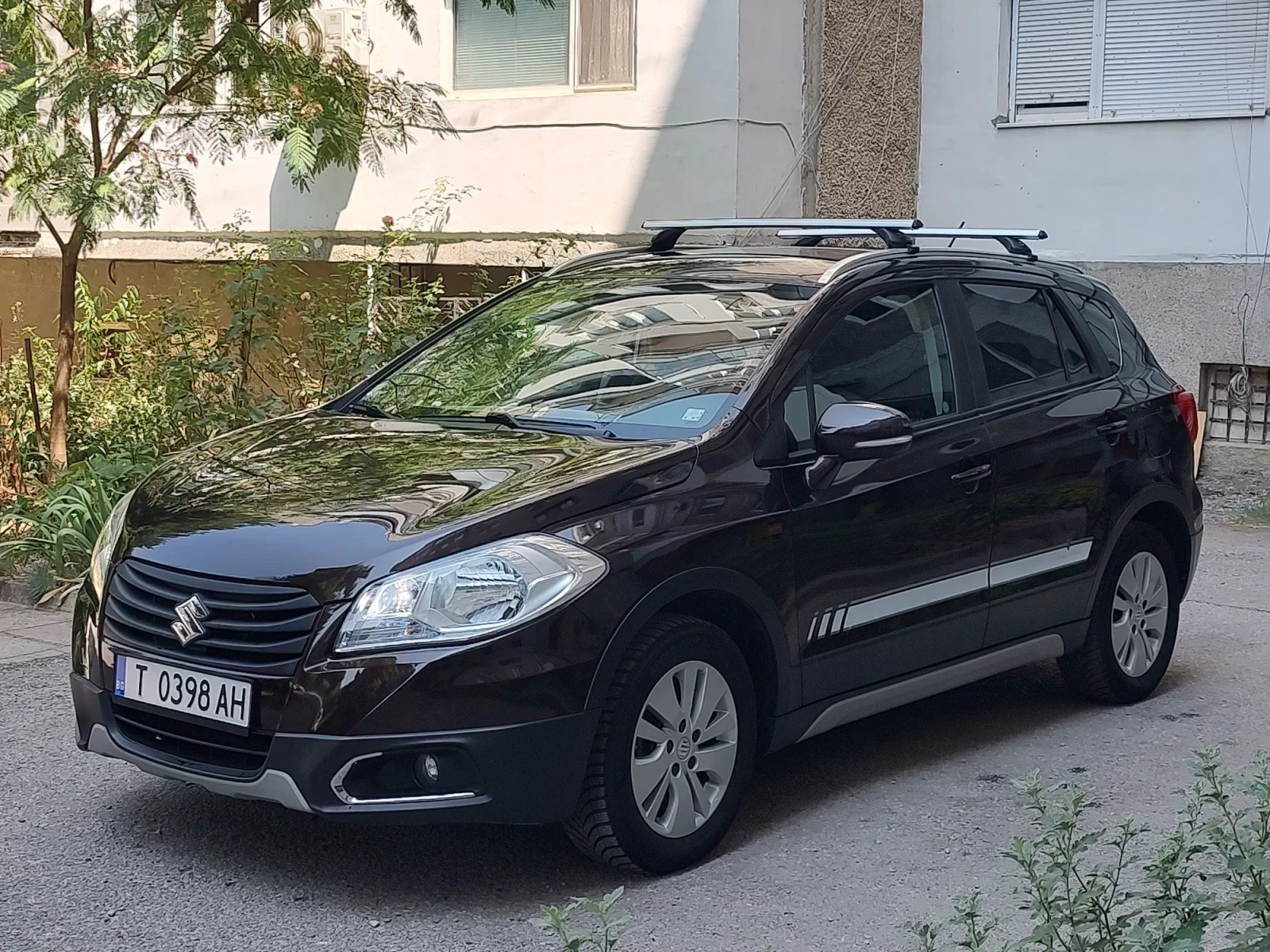 Suzuki SX4 S-Cross 1.6  4x4 Automatic Поддържан, снимка 3 - Автомобили и джипове - 55705860