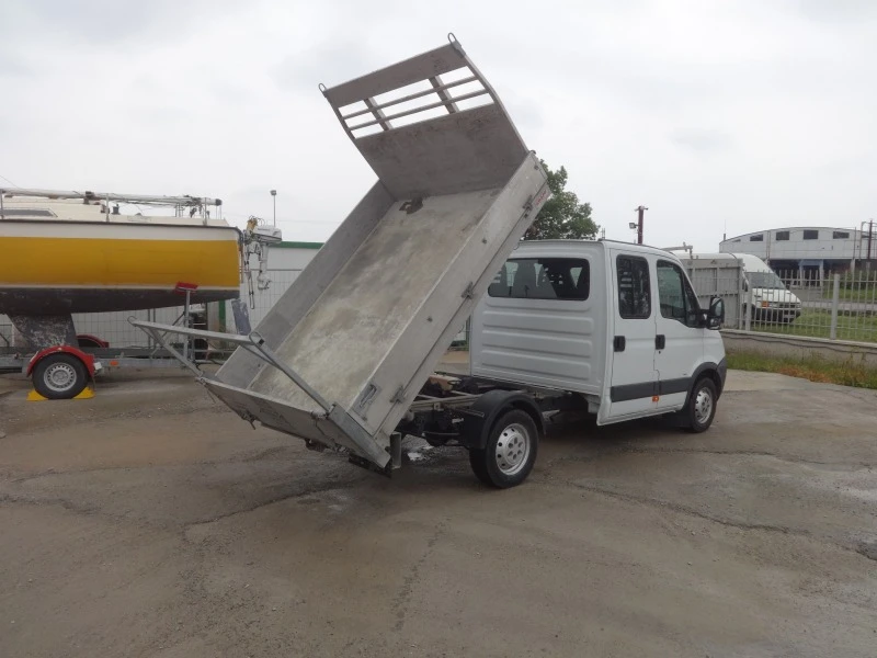 Iveco 35S18 3.0HPI  КАТ. *Б* 7-места, снимка 14 - Бусове и автобуси - 40708219