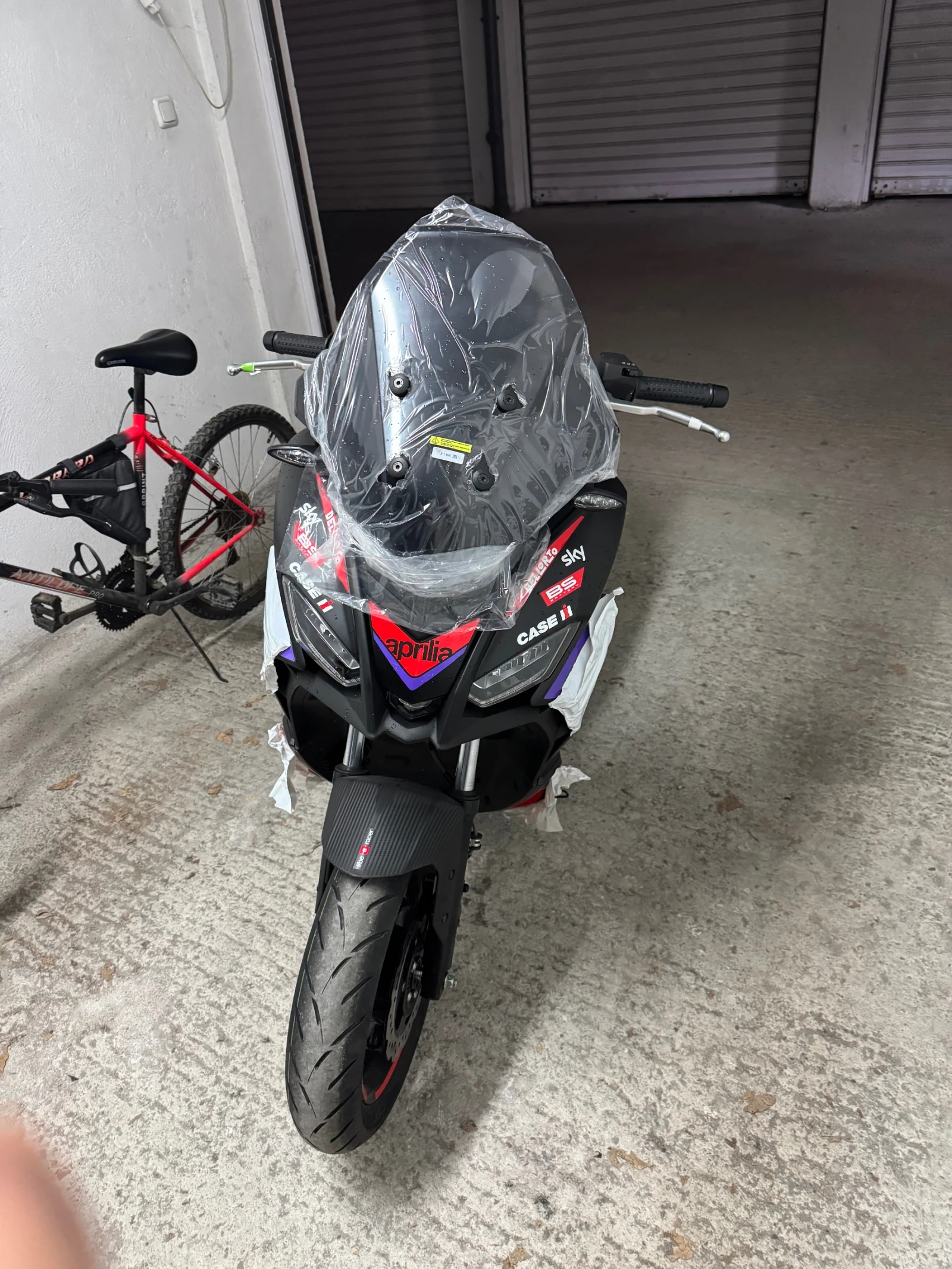 Aprilia Sr Gt - изображение 4