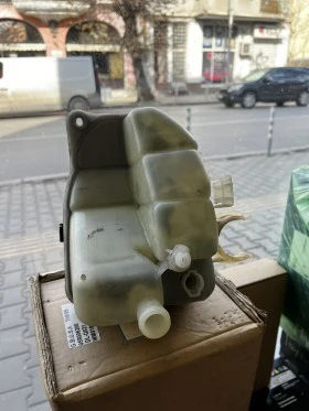 Разширителен съд Mercedes C-class 2001-, снимка 2