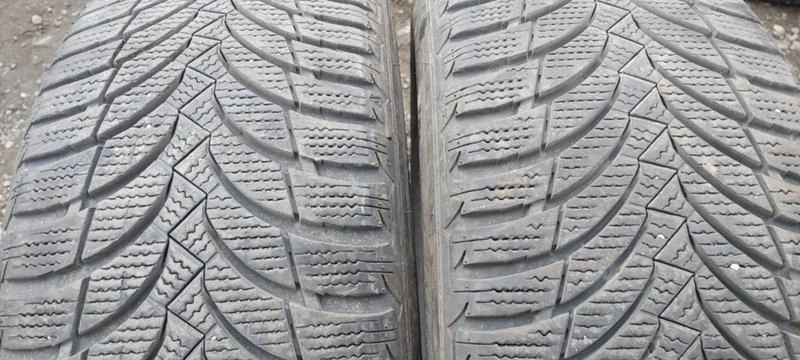 Гуми Зимни 205/55R16, снимка 1 - Гуми и джанти - 31053083